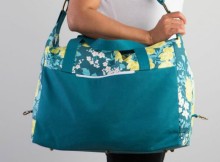 There are lots of new bag making skills fully explained in this video tutorial on how to sew this Weekendere Bag. Part of a bag of the month video series. I love all the ones released so far and can't wait for the other bag patterns.