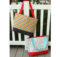 Here's yet another FREE pattern and tutorial that Sew Modern Bags has found for you. This one is an absolute beautiful tote bag called the Simple Sturdy Tote Bag.