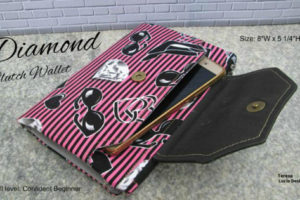 If you want to make yourself an awesome wallet then here is the Diamond Clutch Wallet. It's an absolutely perfect project for a confident beginner with the following features - 13 card slots, 2 separate larger pockets for your notes, a zipper pocket for your coins and a large phone pocket.