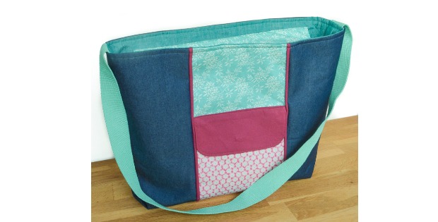 Large Zippered Tote Bag - FREE sewing pattern & tutorial - Sew Modern Bags