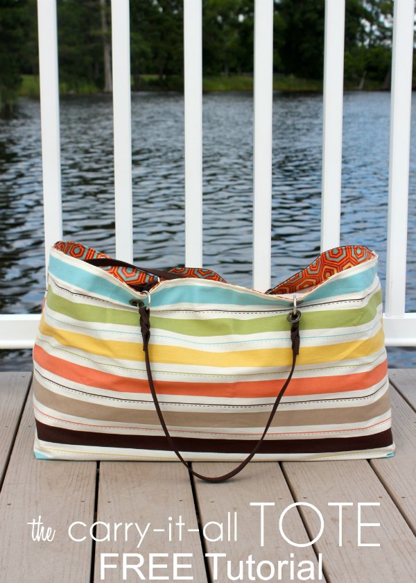 At SewModernBags we are always looking out for FREE patterns and tutorials and now and again we find one from a designer which is absolutely fabulous. The Carry It All Tote Bag is one of those tutorials. The designer has clearly spent many many hours of her time on the tutorial and the photos are awesome. This is the perfect bag to make your beach and pool days a lot easier. This super-sized tote will carry everything you and your young ones want to take.
