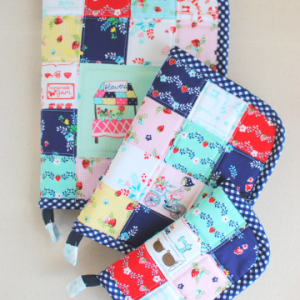 Standing Zipper Case sewing pattern - Sew Modern Bags