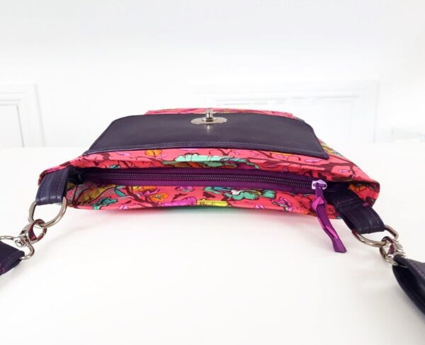 The Turnaround Crossbody Bag - Sew Modern Bags