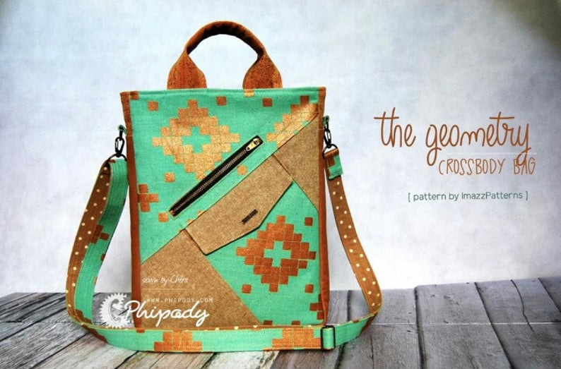 Trendy geometric print crossbody bag with pouch