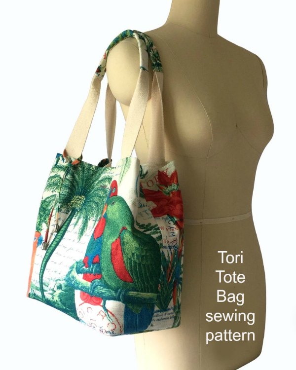 If you want to make yourself a great tote bag for a perfect day at the beach, vacation, or a day of shopping, then here is the Tori Tote Bag digital pattern.