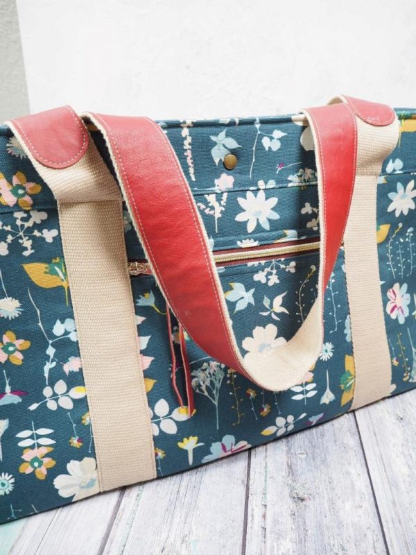 Toulouse French Market Tote Bag - Sew Modern Bags