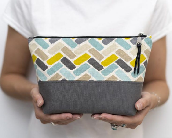 Cecily Zipper Pouch (3 sizes) Sew Modern Bags