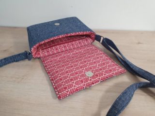 Maverick Mini Messenger Bag sewing pattern - Sew Modern Bags