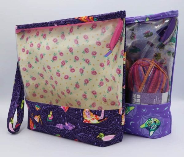 Clear View Pouch (4 sizes with video) sewing pattern