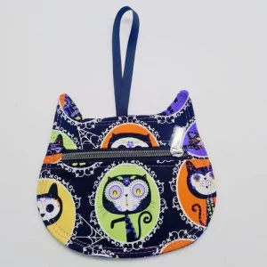 Kitty Pouch Free sewing pattern