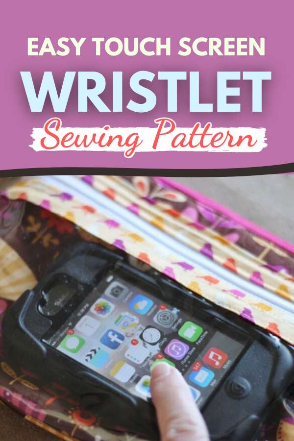 Easy Touch Screen Wristlet sewing pattern