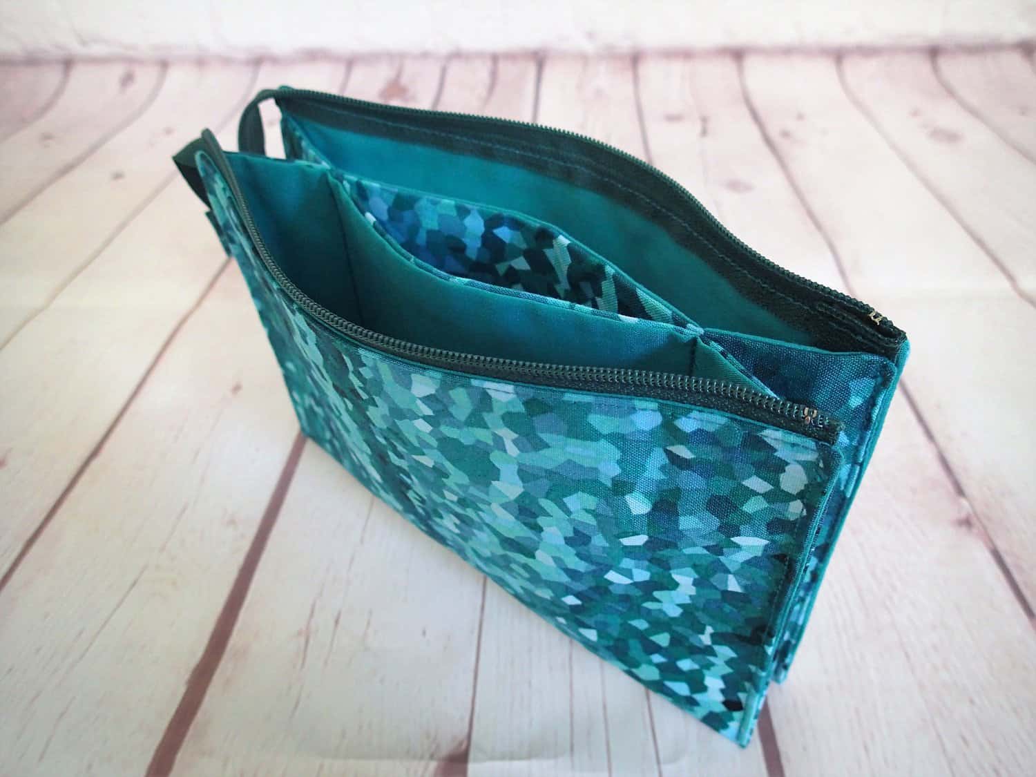 Elmore Zipper Pouch - Sew Modern Bags