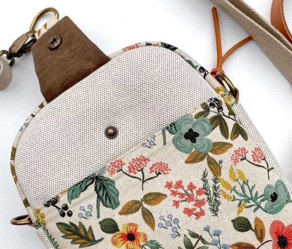 Pebble Convertible Sling Bag sewing pattern